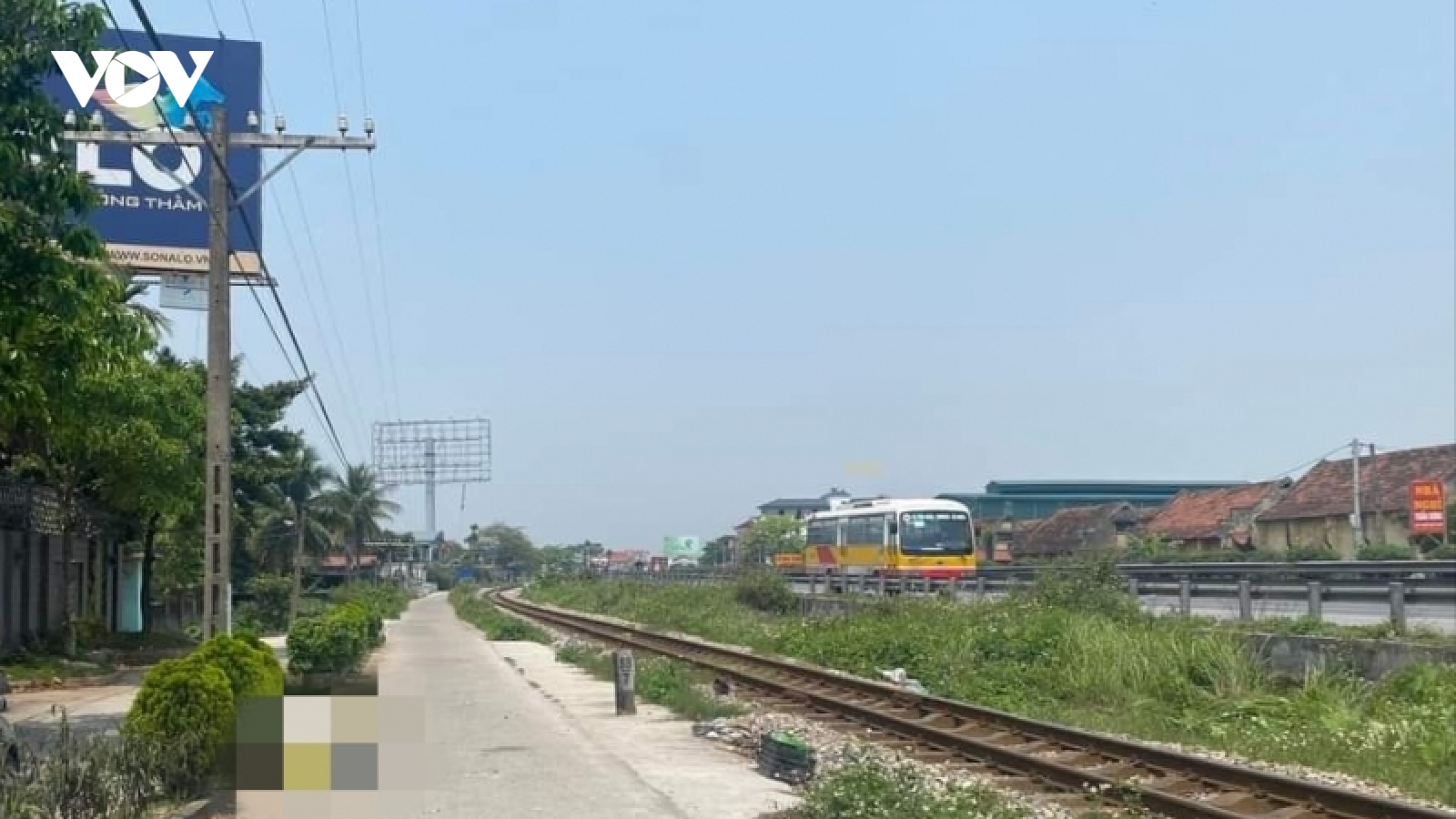 Va chạm tàu hỏa, một người đi xe máy tử vong