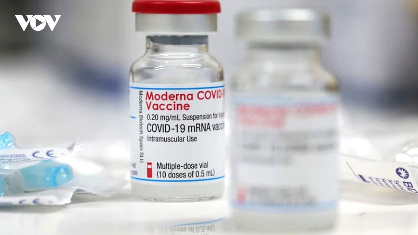 Moderna thu hồi hàng trăm nghìn liều vaccine Covid-19 ở châu Âu
