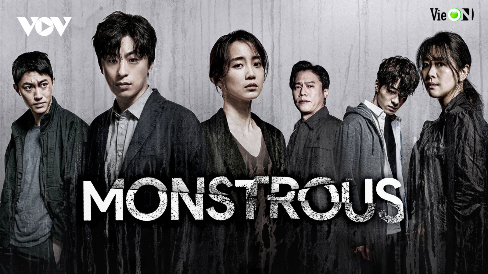 “Monstrous”: Nghẹt thở từng giây với màn rượt đuổi của những zombie tiến hóa
