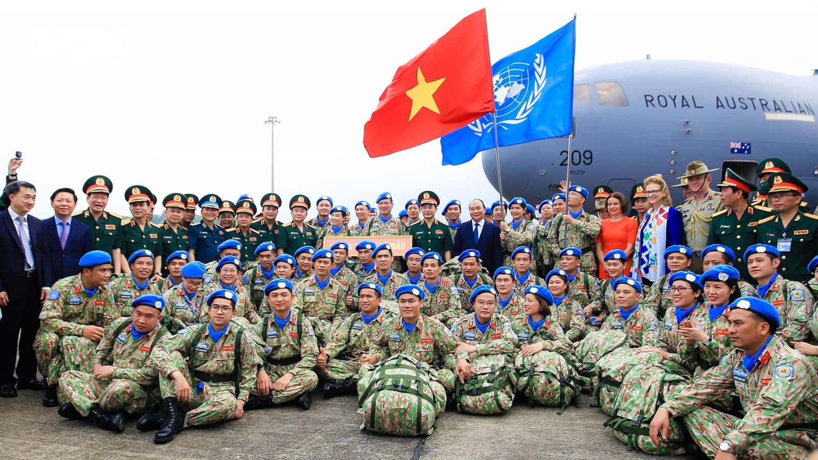 Những chiến sĩ "mũ nồi xanh" Việt Nam hăng hái lên đường làm nhiệm vụ quốc tế