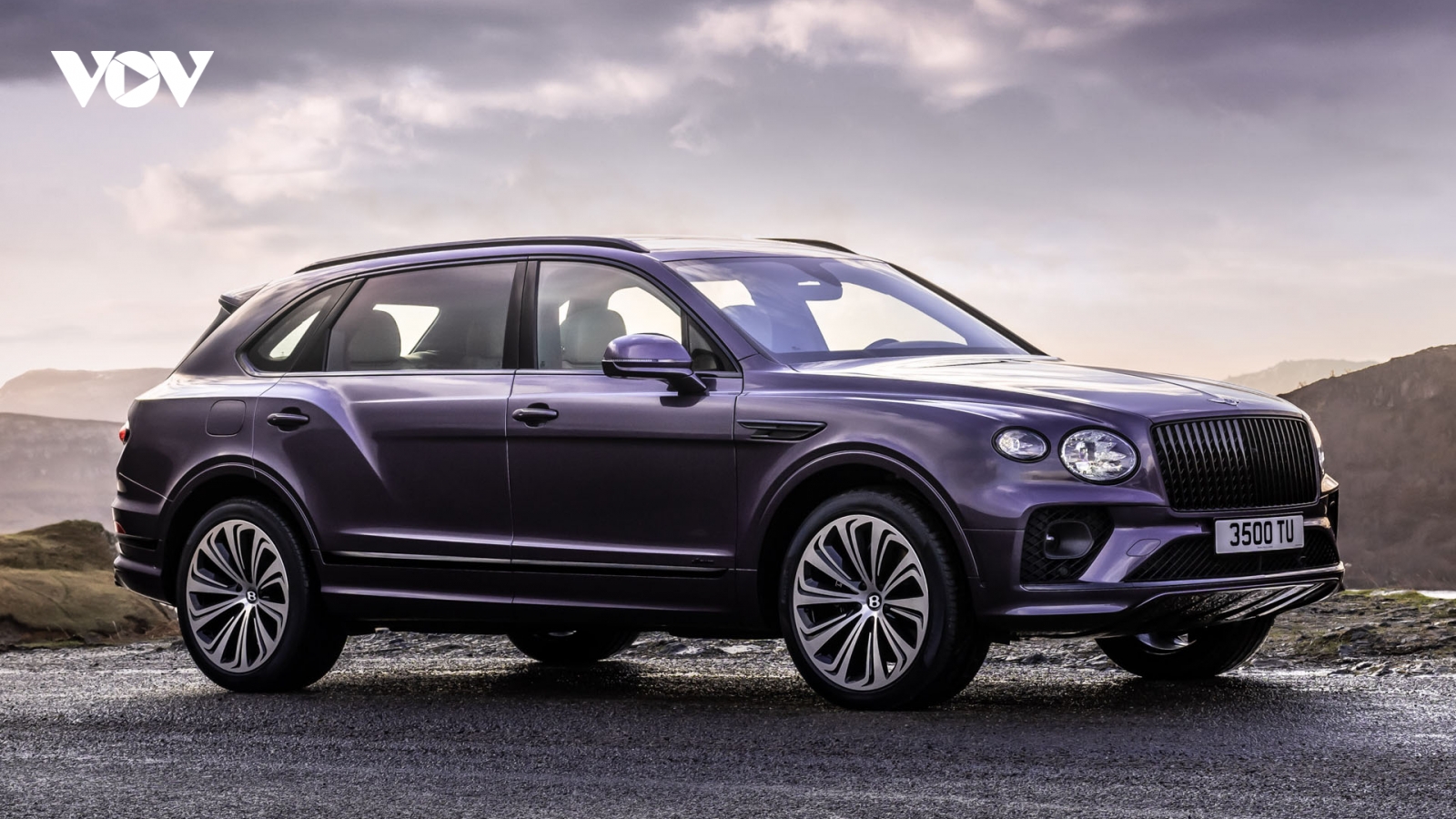 Bentley Bentayga phiên bản trục dài hoàn toàn mới có gì đặc biệt?
