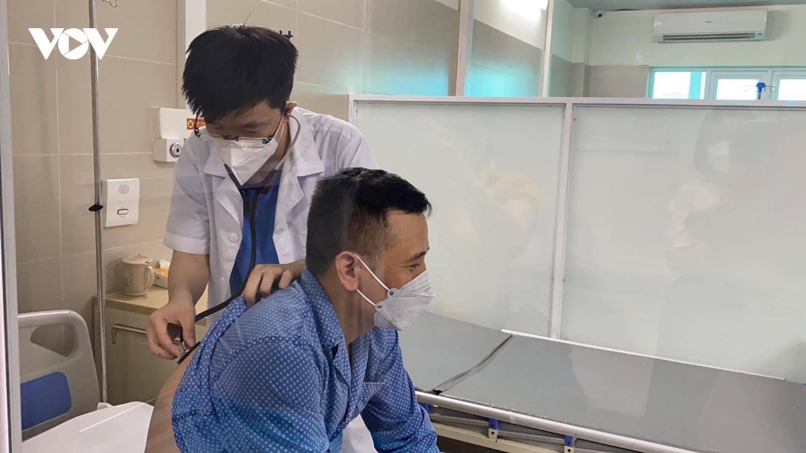Nhầm sốt xuất huyết thành COVID-19, bệnh nhân nhập viện trong tình trạng nặng