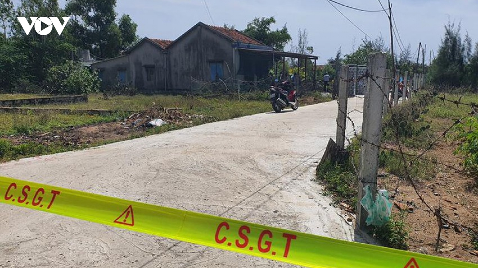 Tìm thấy bé gái của gia đình có 3 người bị sát hại ở Phú Yên