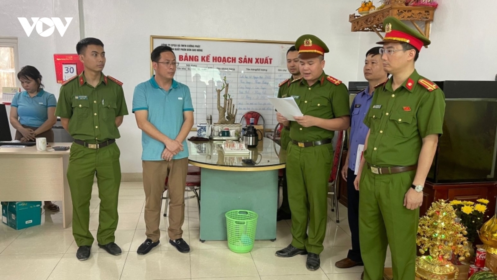 Bắt giám đốc công ty sản xuất phân bón giả ở Thanh Hóa