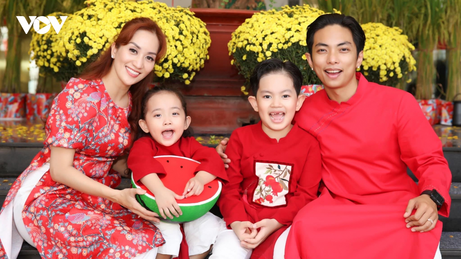 Chuyện showbiz: Phan Hiển xác nhận sẽ tổ chức hôn lễ với Khánh Thi vào cuối năm nay