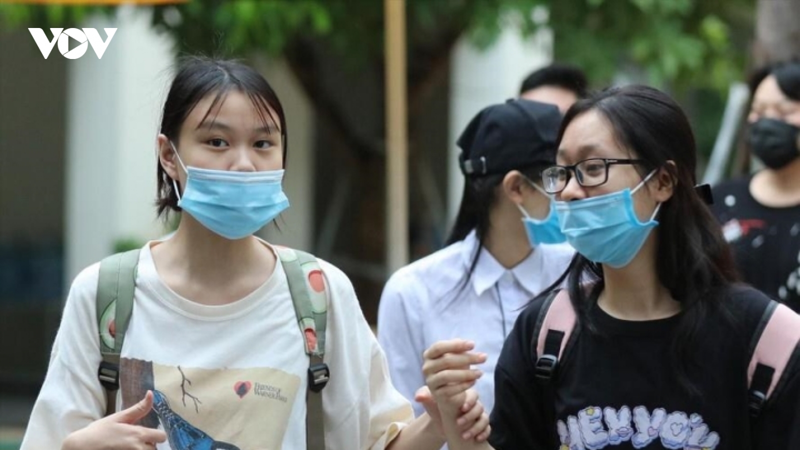 Sáng 29/5, trường chuyên đầu tiên ở Hà Nội tổ chức thi vào lớp 10