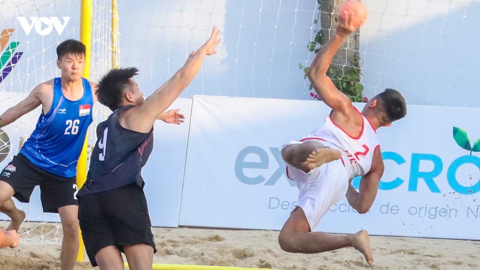 SEA Games 31: Tiếp tục toàn thắng, bóng ném bãi biển Việt Nam đặt 1 tay lên tấm HCV