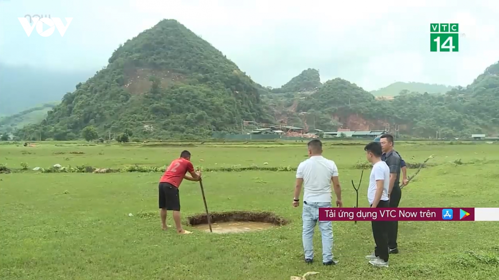 Vụ sụt lún tạo hố tử thần ở Nghệ An: Phê bình Sở NN&PTNT
