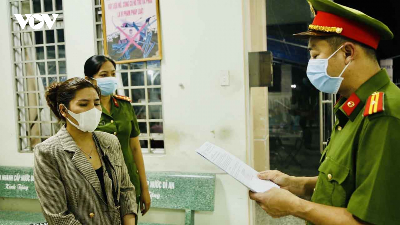 Bình Dương: Bắt vợ chồng giám đốc công ty bất động sản lừa đảo gần 130 tỉ đồng