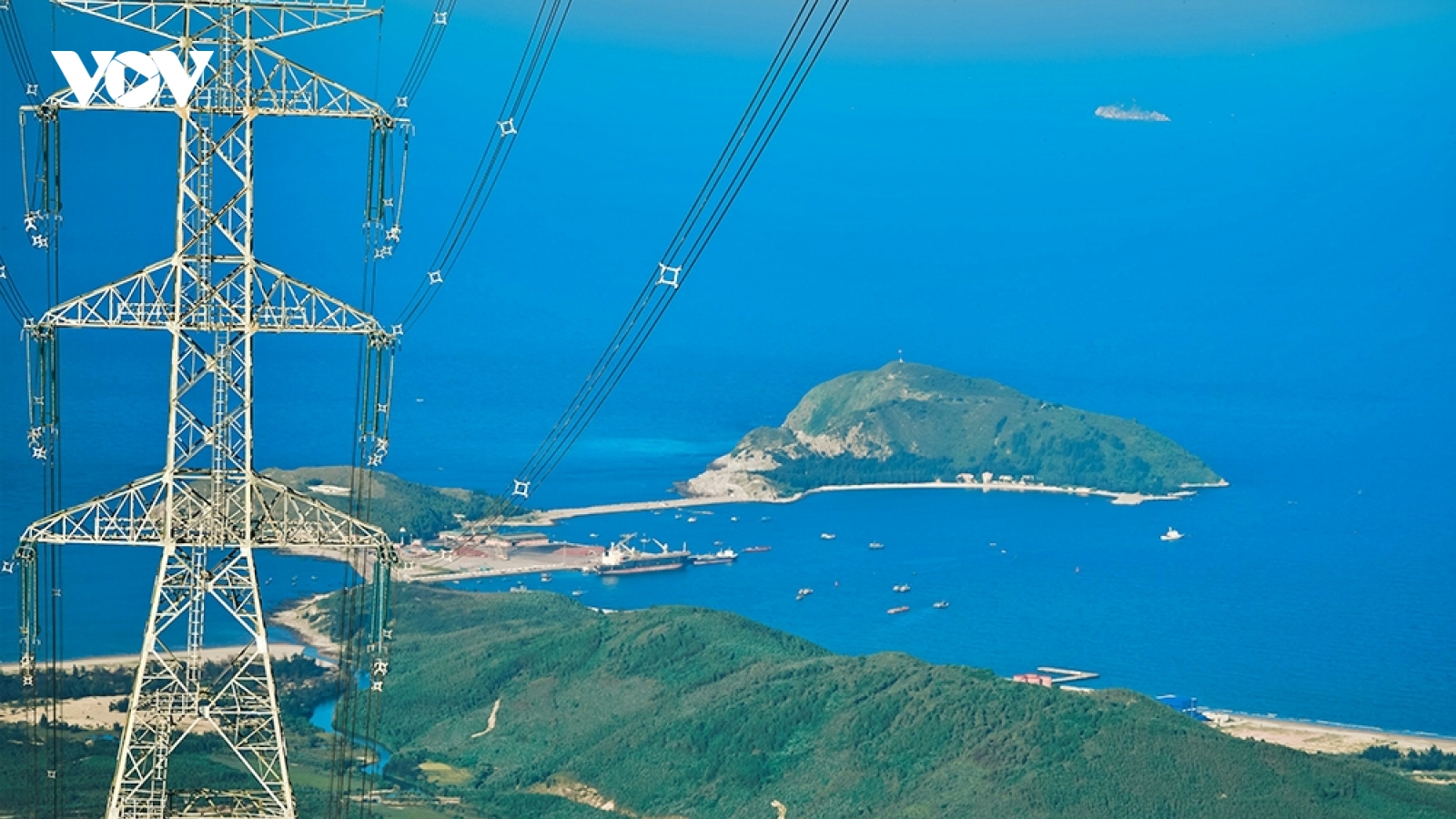 Đóng điện đường dây 500kV Quảng Trạch - Dốc Sỏi và Sân phân phối 500kV Quảng Trạch