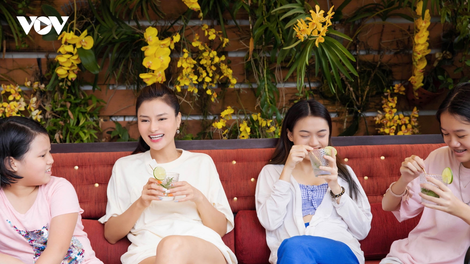 Vũ Thu Phương chia sẻ quan điểm chăm sóc con