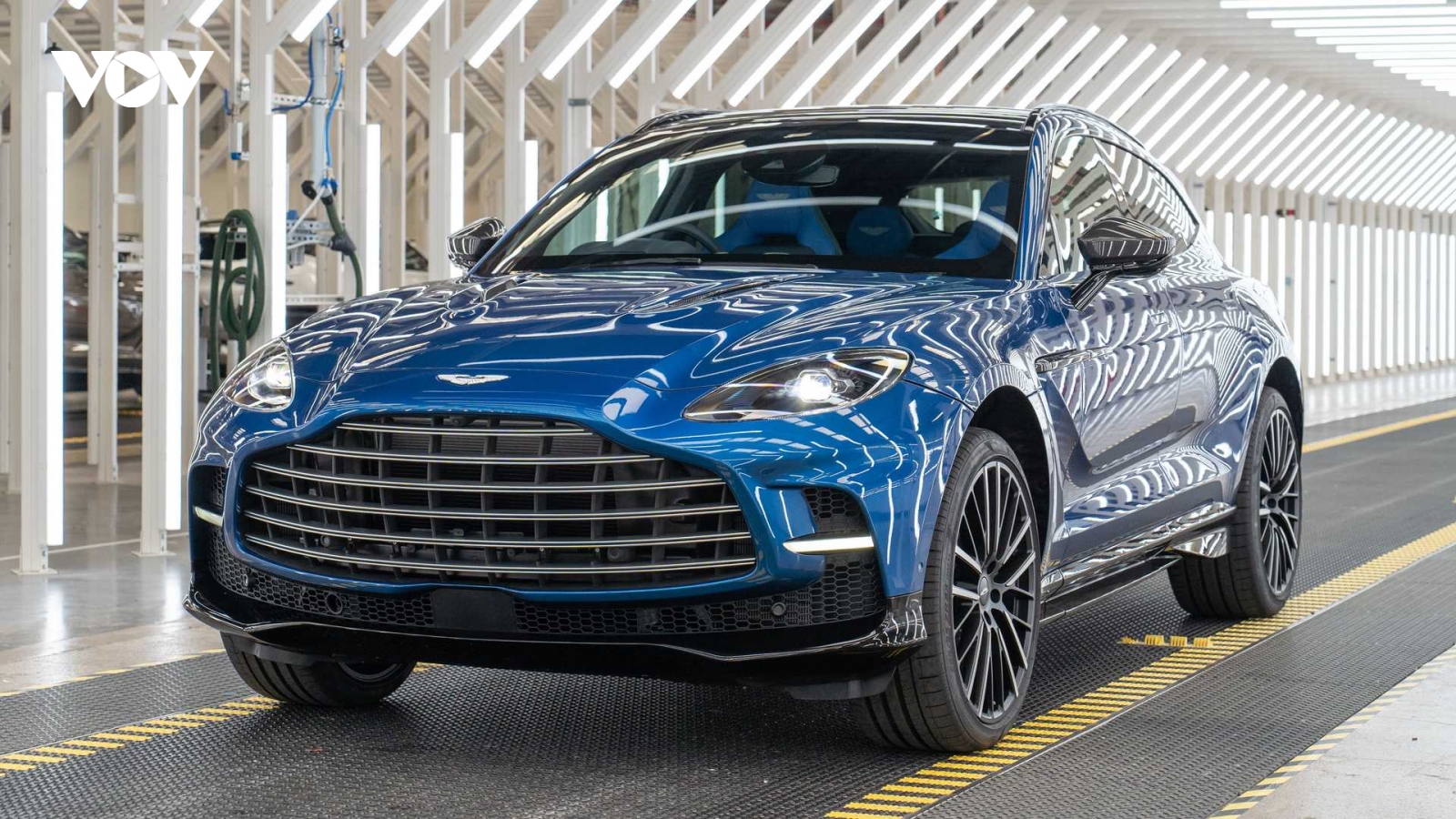 Siêu SUV mạnh nhất thế giới - Aston Martin DBX707 bắt đầu đến tay khách hàng