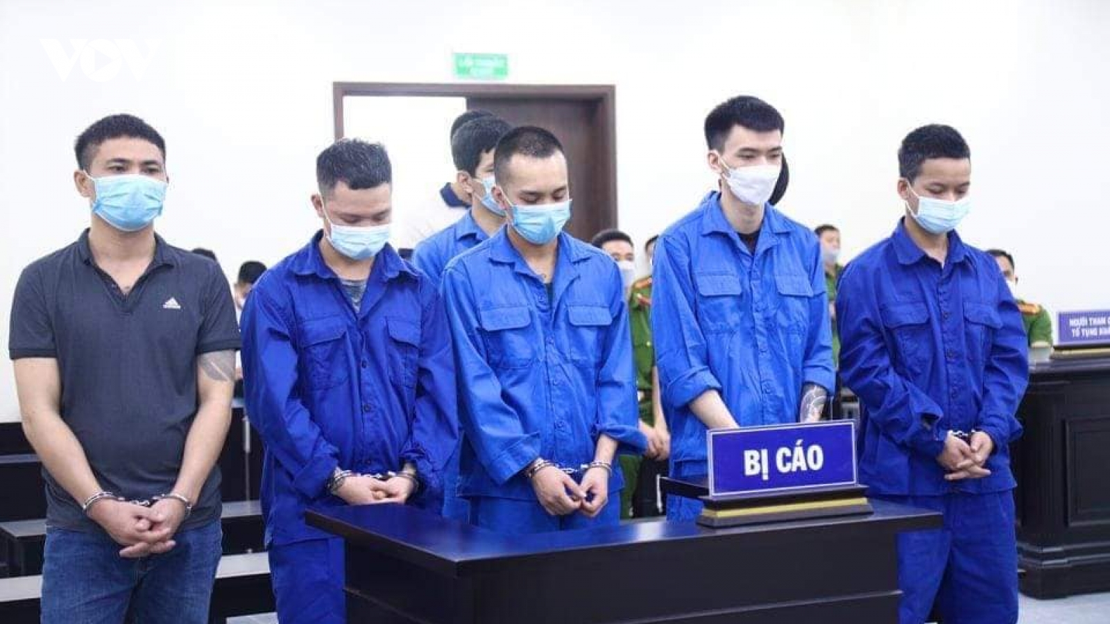 Hai nhóm giang hồ "hỗn chiến", một người bị bắn trọng thương
