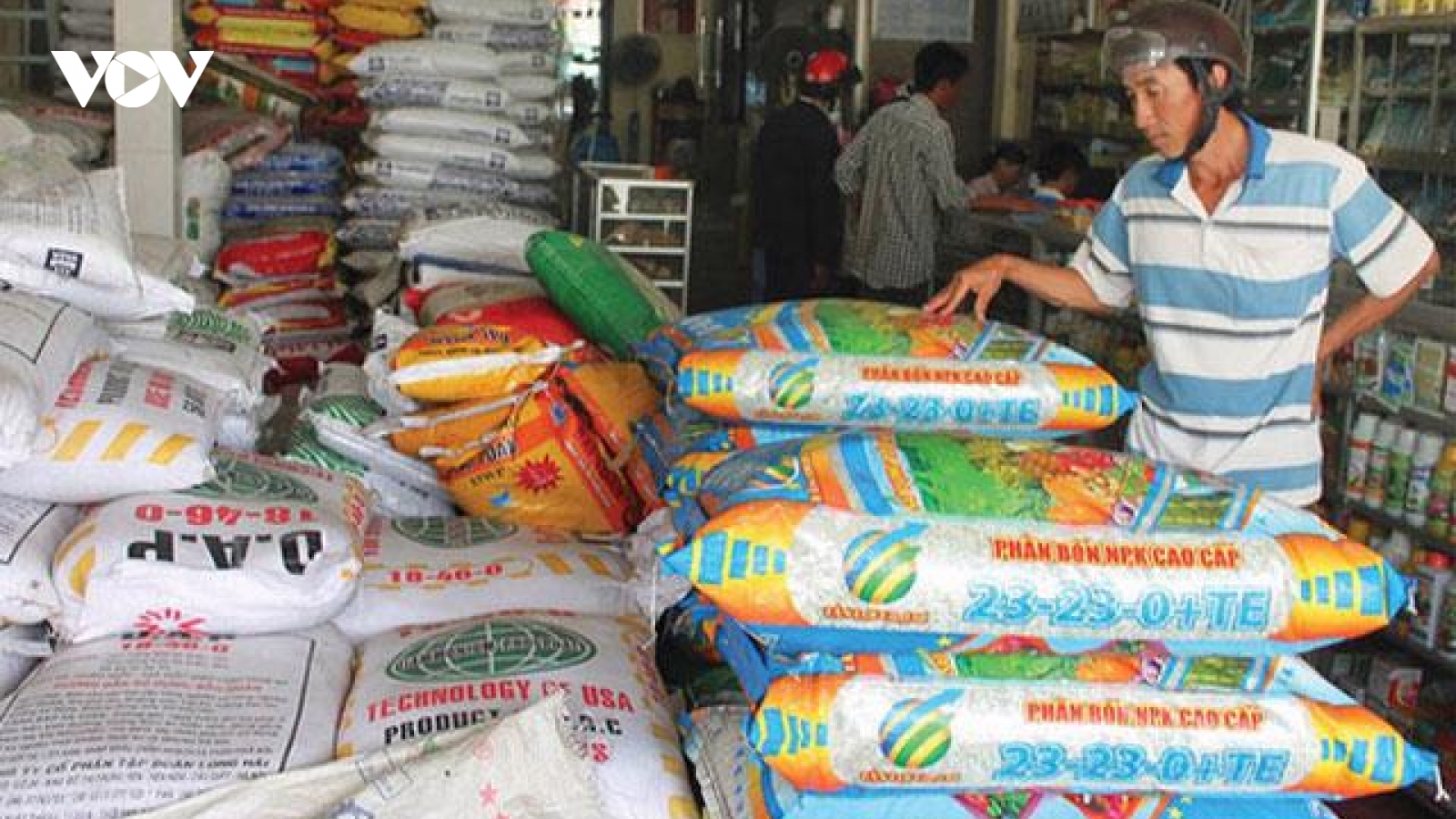 Bộ Nông nghiệp kiến nghị chính sách giảm giá phân bón