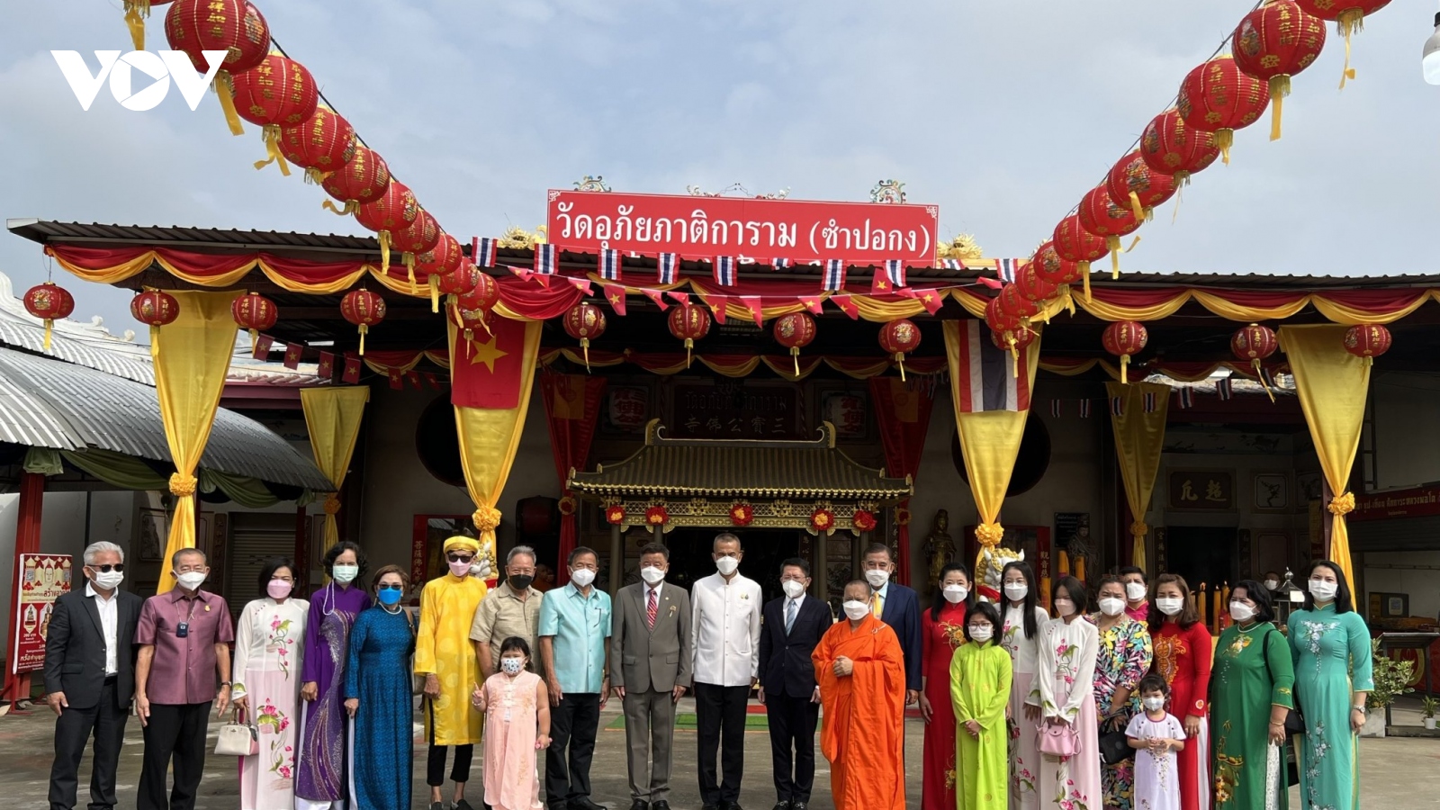Gắn biển tên Việt cho những ngôi chùa lâu đời tại Thái Lan