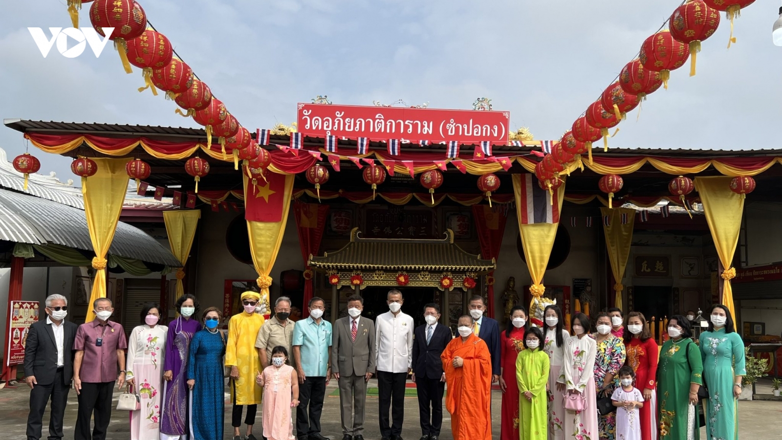 Gắn biển tên Việt cho những ngôi chùa lâu đời tại Thái Lan