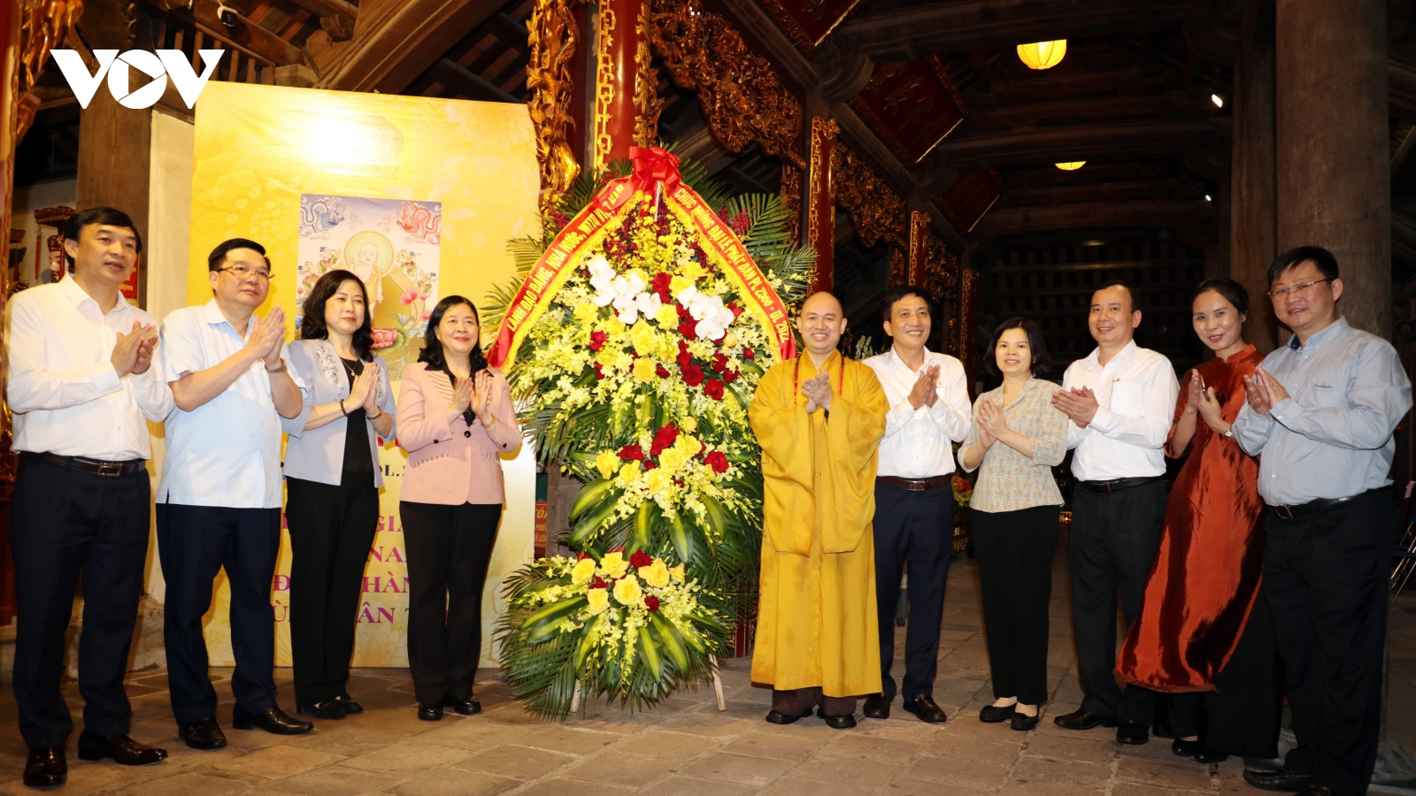 Trưởng ban Dân vận Trung ương thăm, chúc mừng Đại lễ Phật đản tại Bắc Ninh