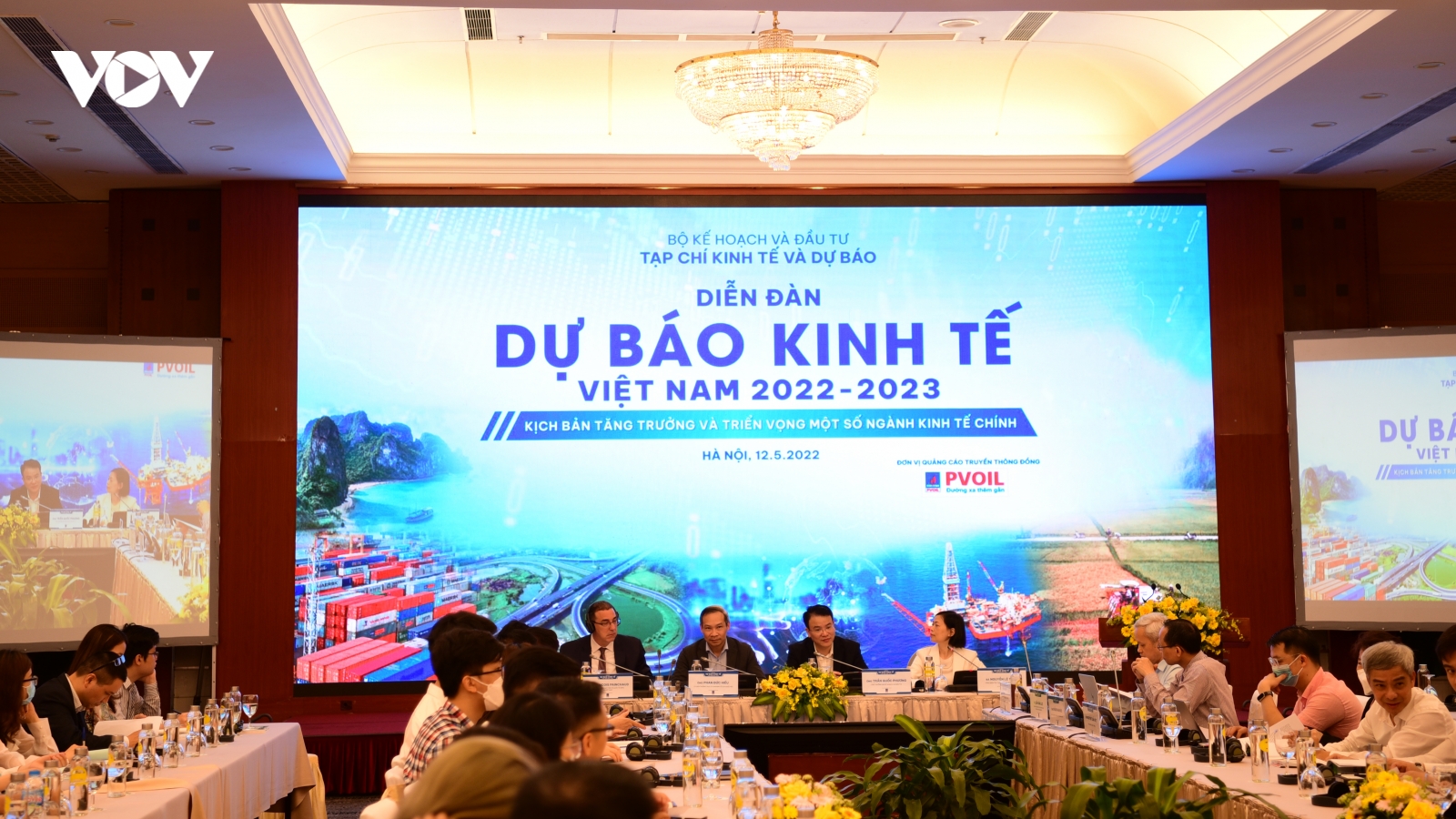 Kinh tế Việt Nam 2022-2023: Nguy cơ tăng trưởng chậm và gia tăng lạm phát