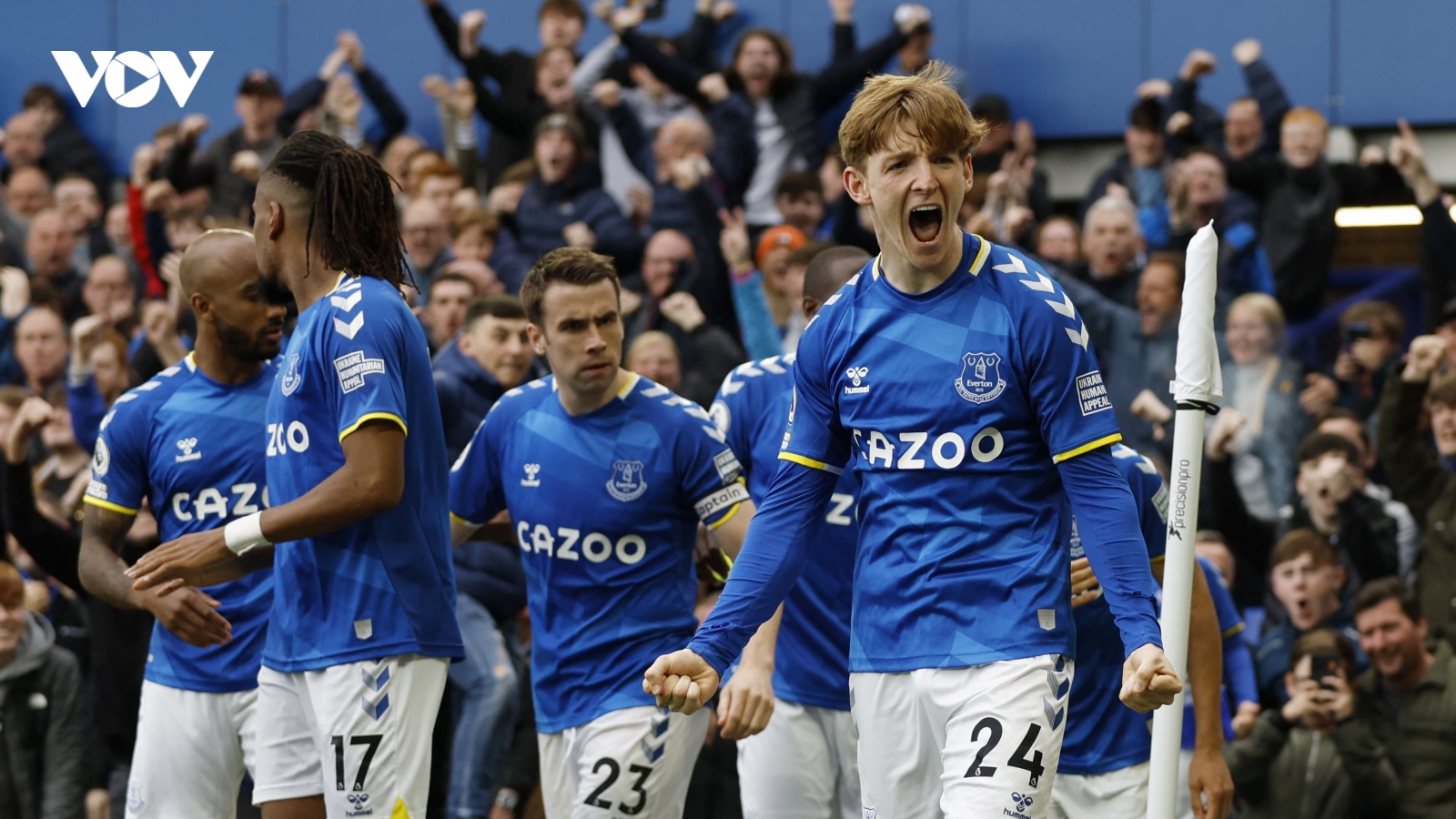 Bất ngờ thắng Chelsea, Everton thắp sáng hy vọng trụ hạng