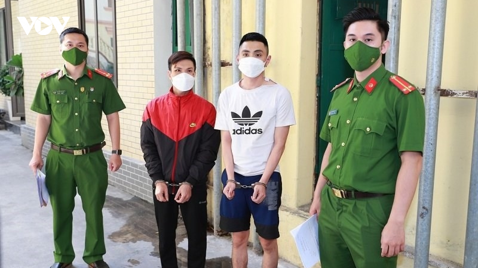 Hải Phòng tạm giữ hình sự 2 đối tượng chống người thi hành công vụ