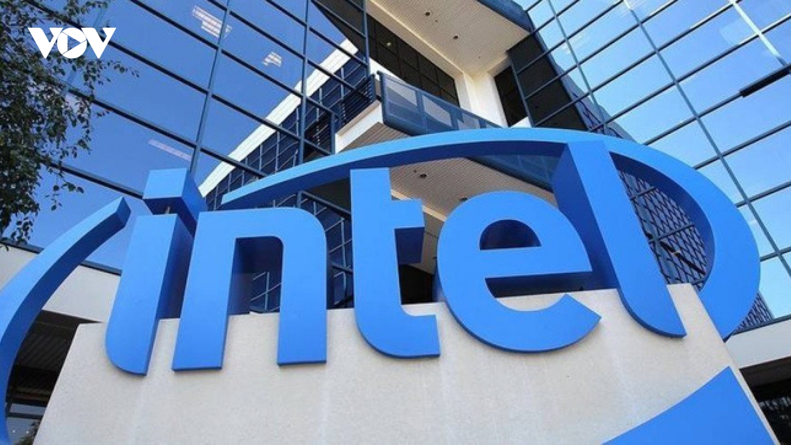 CEO Intel: Tình trạng thiếu hụt chip sẽ kéo dài đến năm 2024