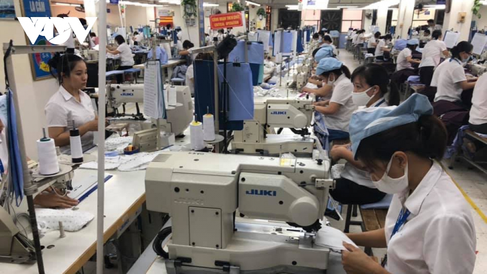 Thương mại điện tử tăng đột biến trong đại dịch Covid-19