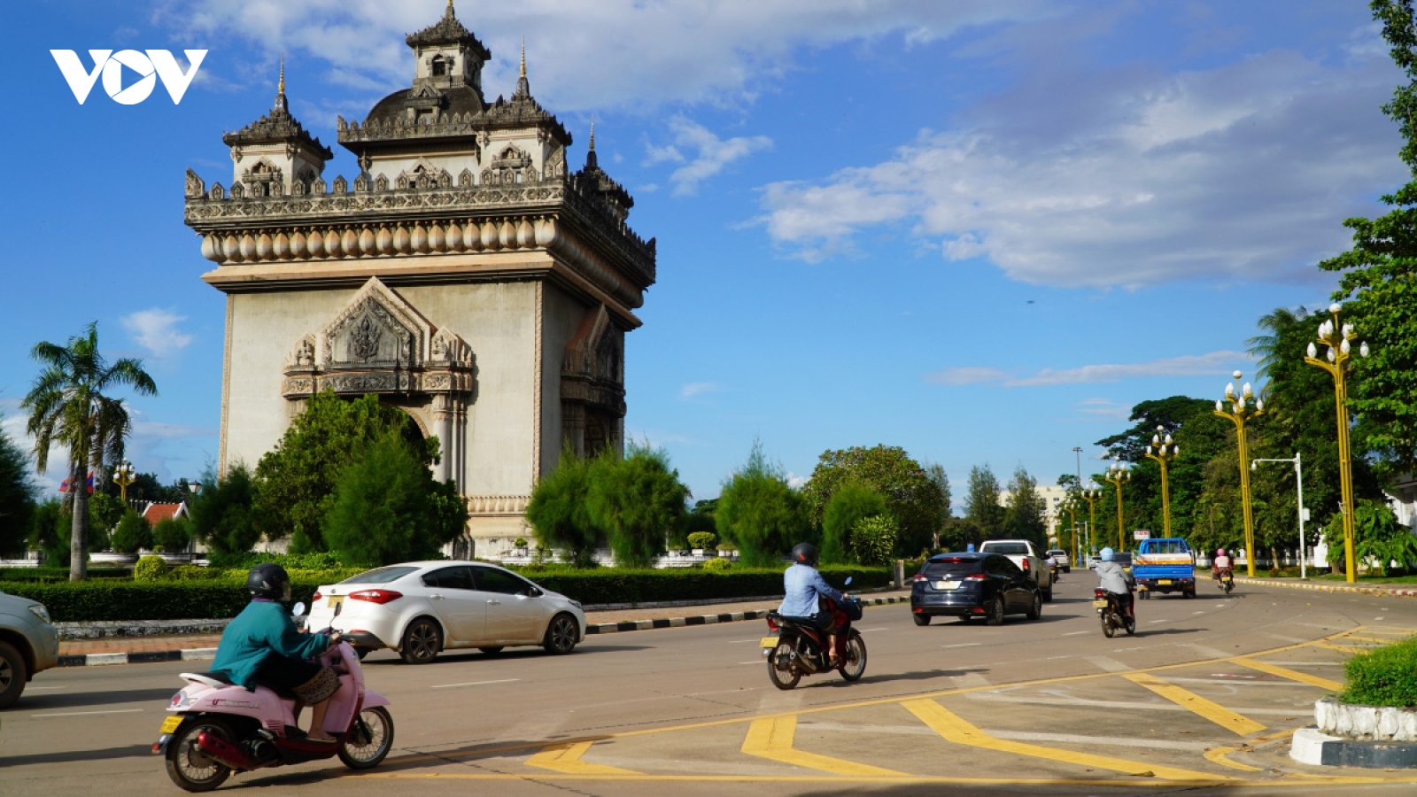 Lào chính thức mở cửa đất nước hoàn toàn từ ngày 9/5
