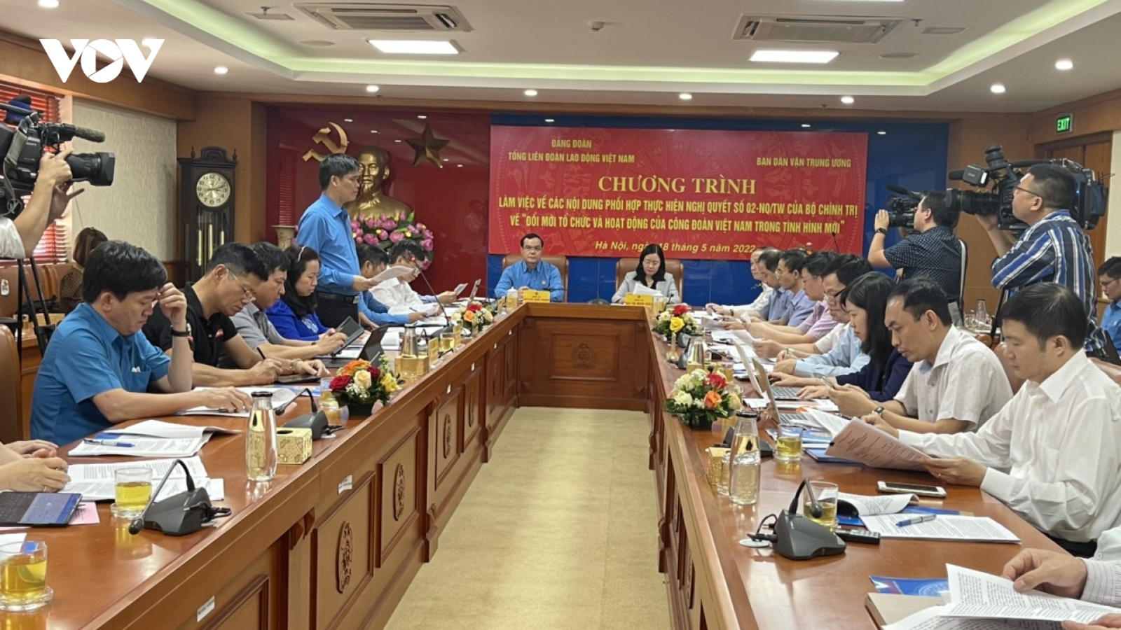 Cần chú trọng đến việc xây nhà trẻ, trường học trong các khu công nghiệp, khu chế xuất