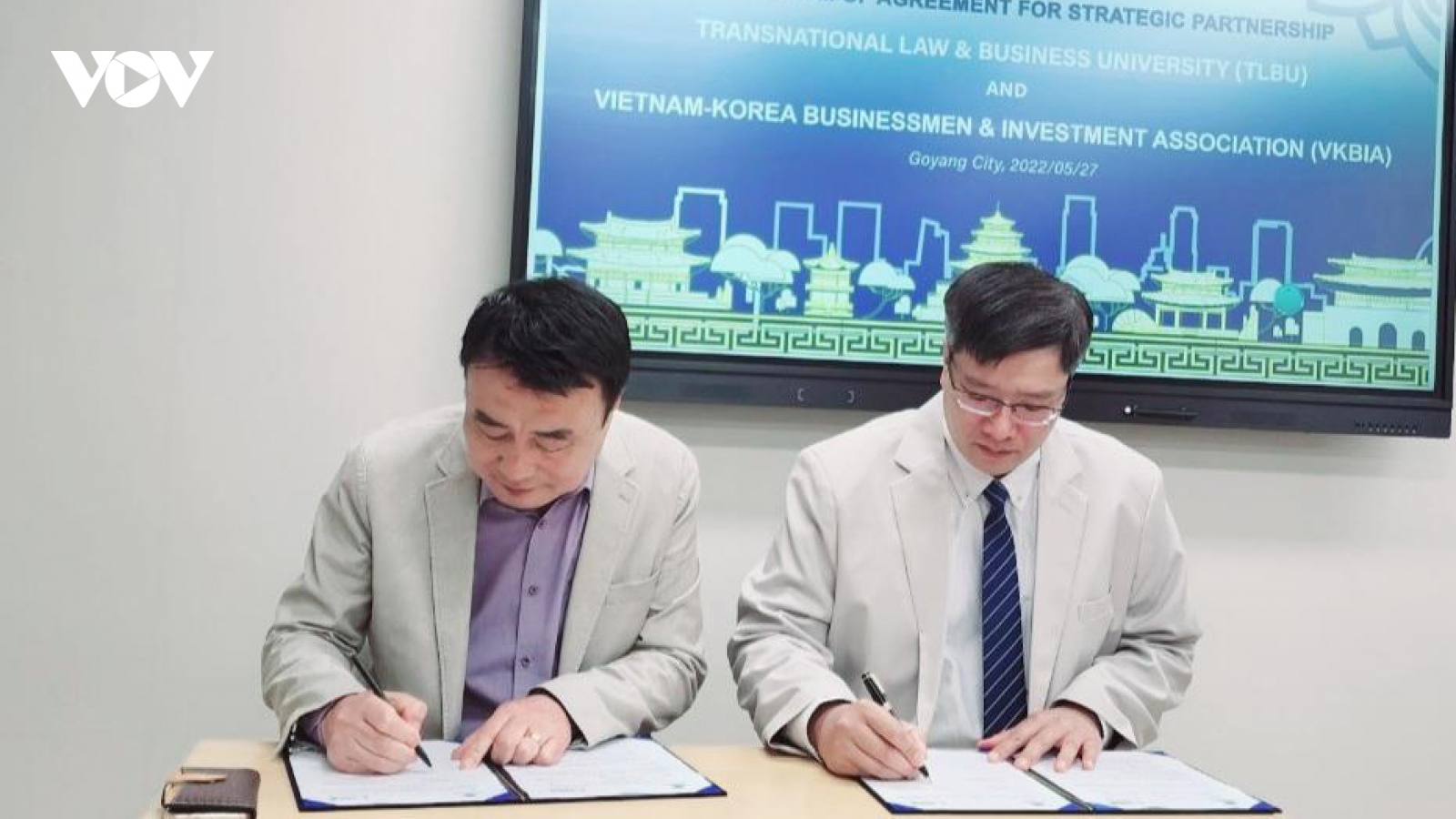 VKBIA hợp tác chiến lược trong đào tạo lĩnh vực luật và kinh tế với Hàn Quốc
