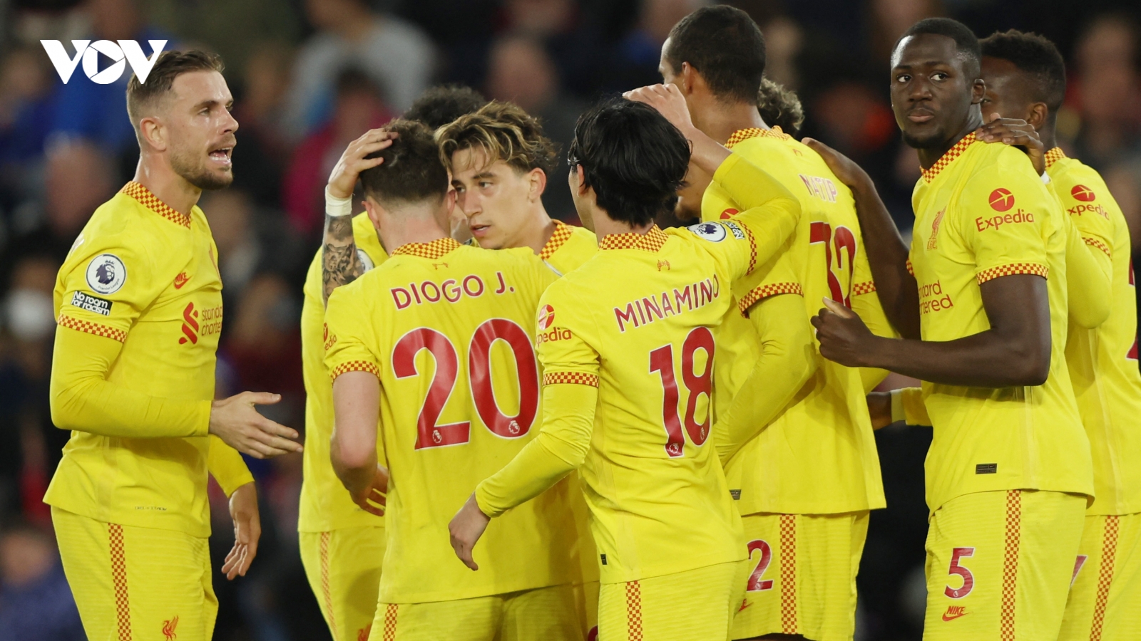 Thắng nhọc Southampton, Liverpool đua vô địch Ngoại hạng Anh với Man City đến vòng cuối