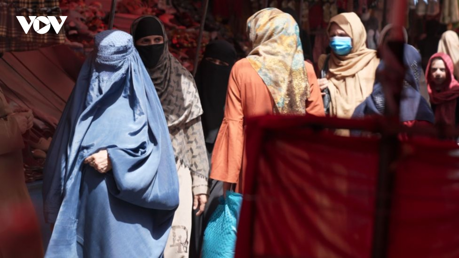 Taliban tiếp tục ra quy định khắt khe đối với phụ nữ Afghanistan