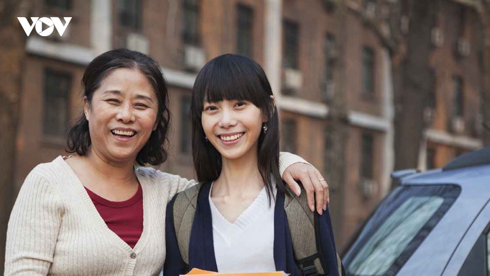 Hỗ trợ con như thế nào khi đi du học?