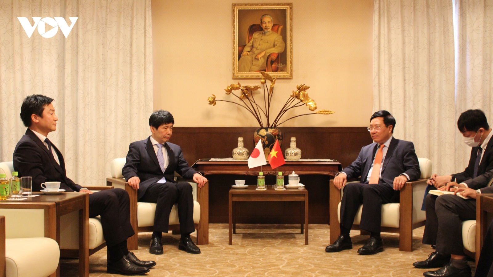 Phó Thủ tướng Phạm Bình Minh tiếp Thống đốc tỉnh Kanagawa và Gunma