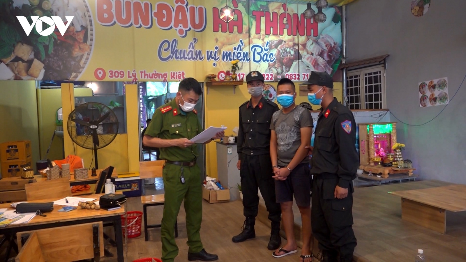 "Bẫy tín dụng đen" ở Quảng Nam: Sẵn sàng dùng súng để uy hiếp người vay 