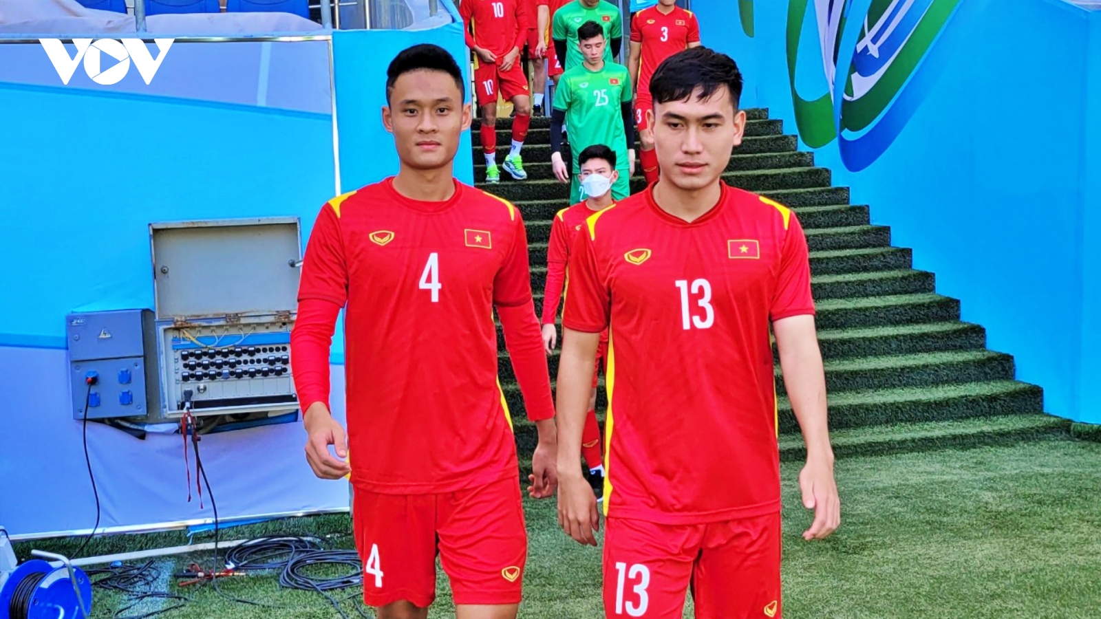 HLV Gong Oh-kyun và U23 Việt Nam “kiểm tra” sân Bunyodkor, sẵn sàng đấu U23 Thái Lan