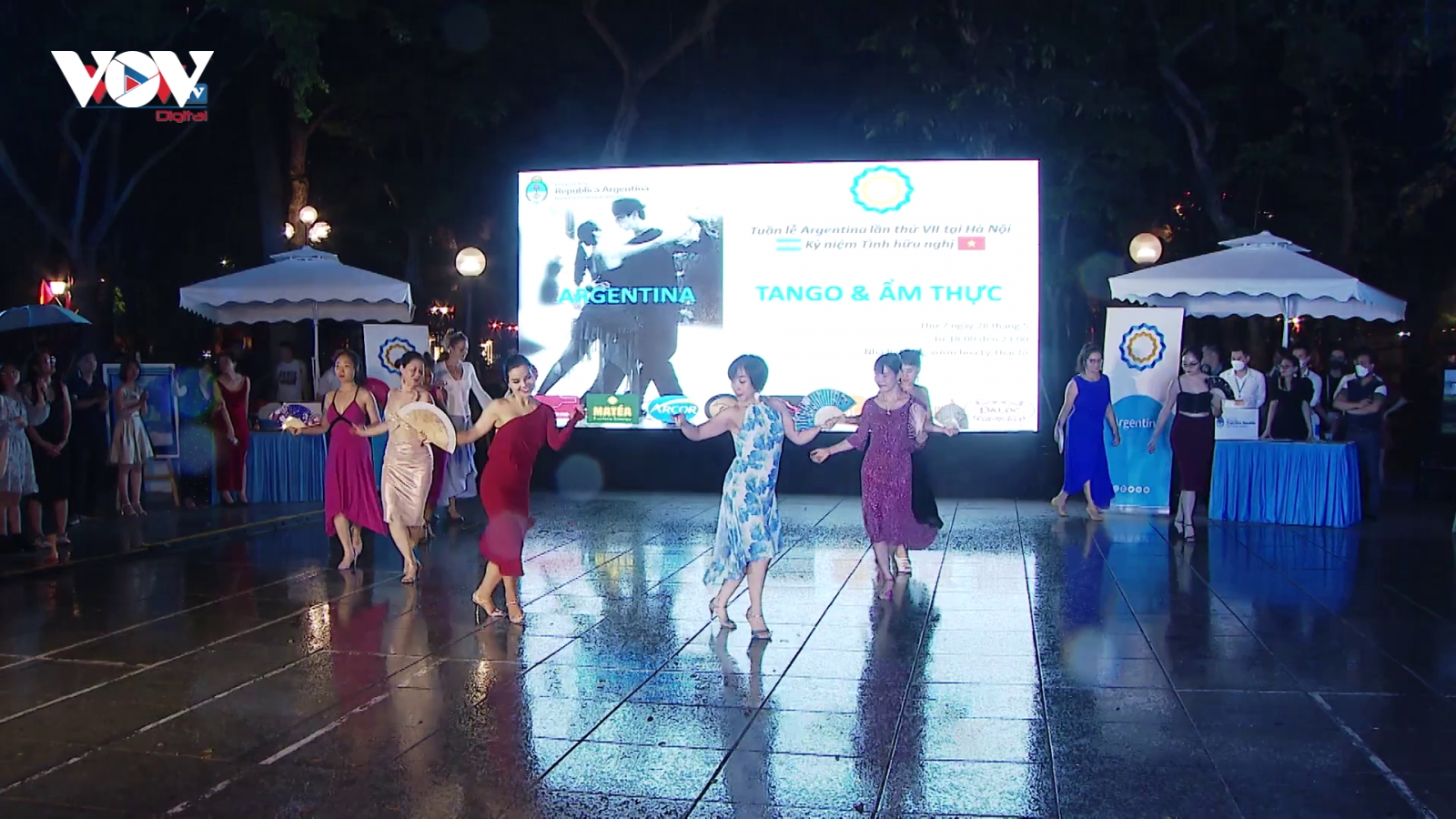 Ấn tượng Lễ hội Tango và ẩm thực Argentina