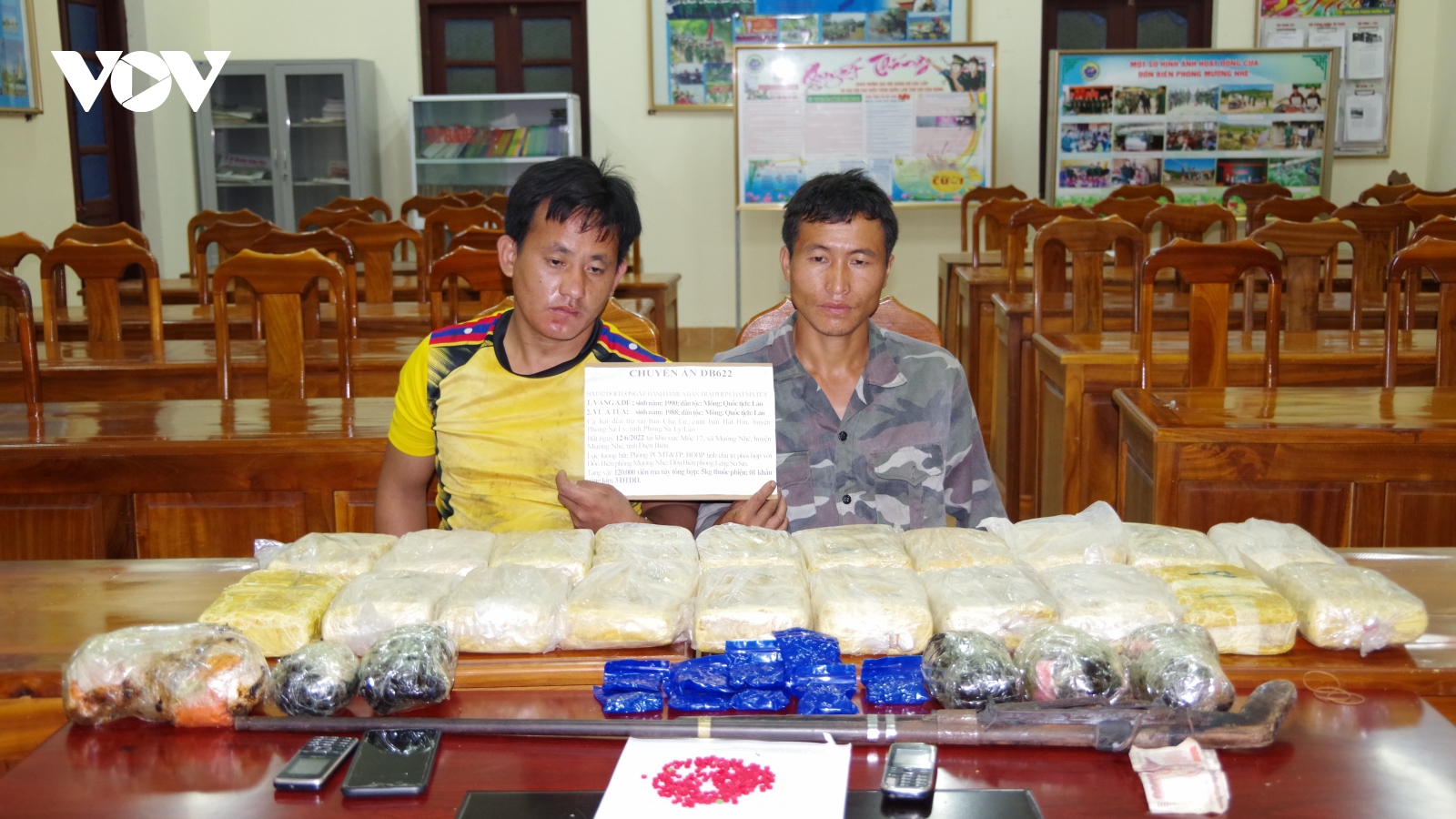 Bắt 2 vụ vận chuyển trái phép ma túy số lượng lớn từ Lào về Việt Nam