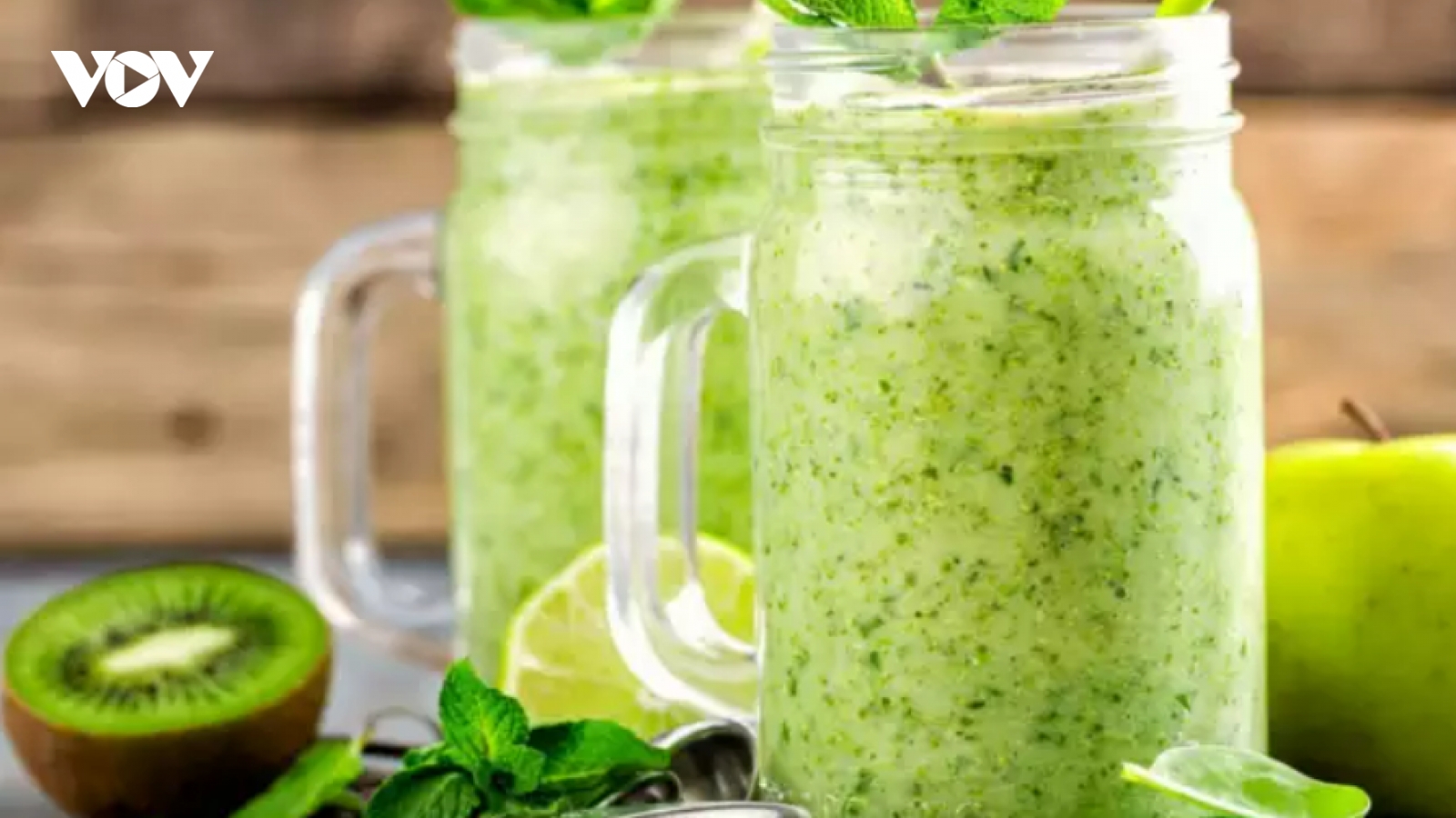 Đồ uống detox dùng khi bụng đói giúp giảm cân
