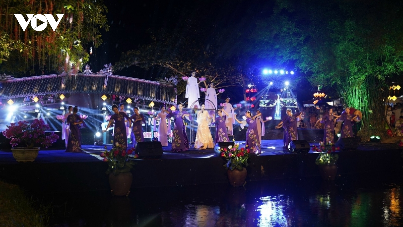 Sôi động các hoạt động đêm Festival Huế 2022