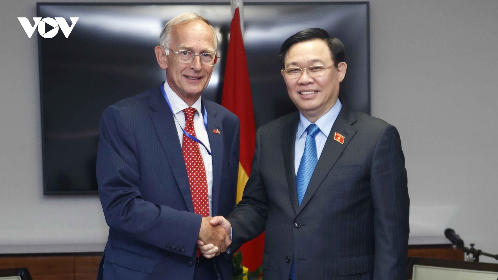 Chủ tịch Quốc hội tiếp Chủ tịch Mạng lưới Hữu nghị Việt Nam – Anh