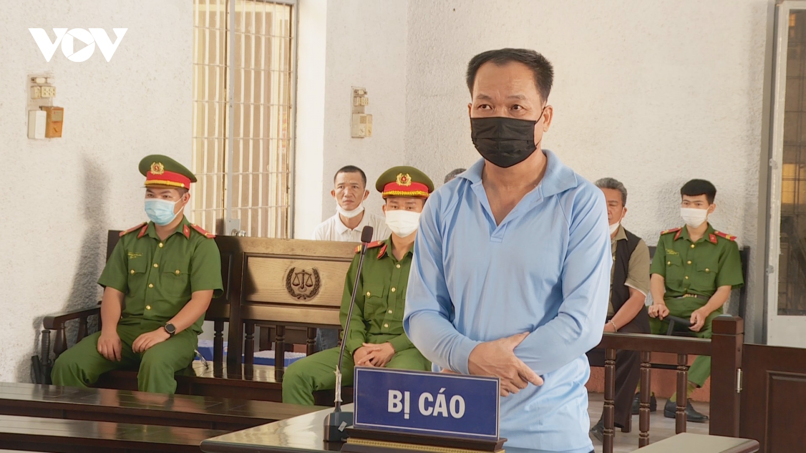 Chém người vì tranh chấp mua gỗ keo, hung thủ bị tuyên hơn 12 năm tù