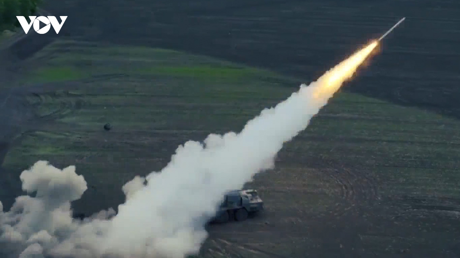 Nga đăng video pháo phản lực Smerch của nước này hoạt động ở Ukraine