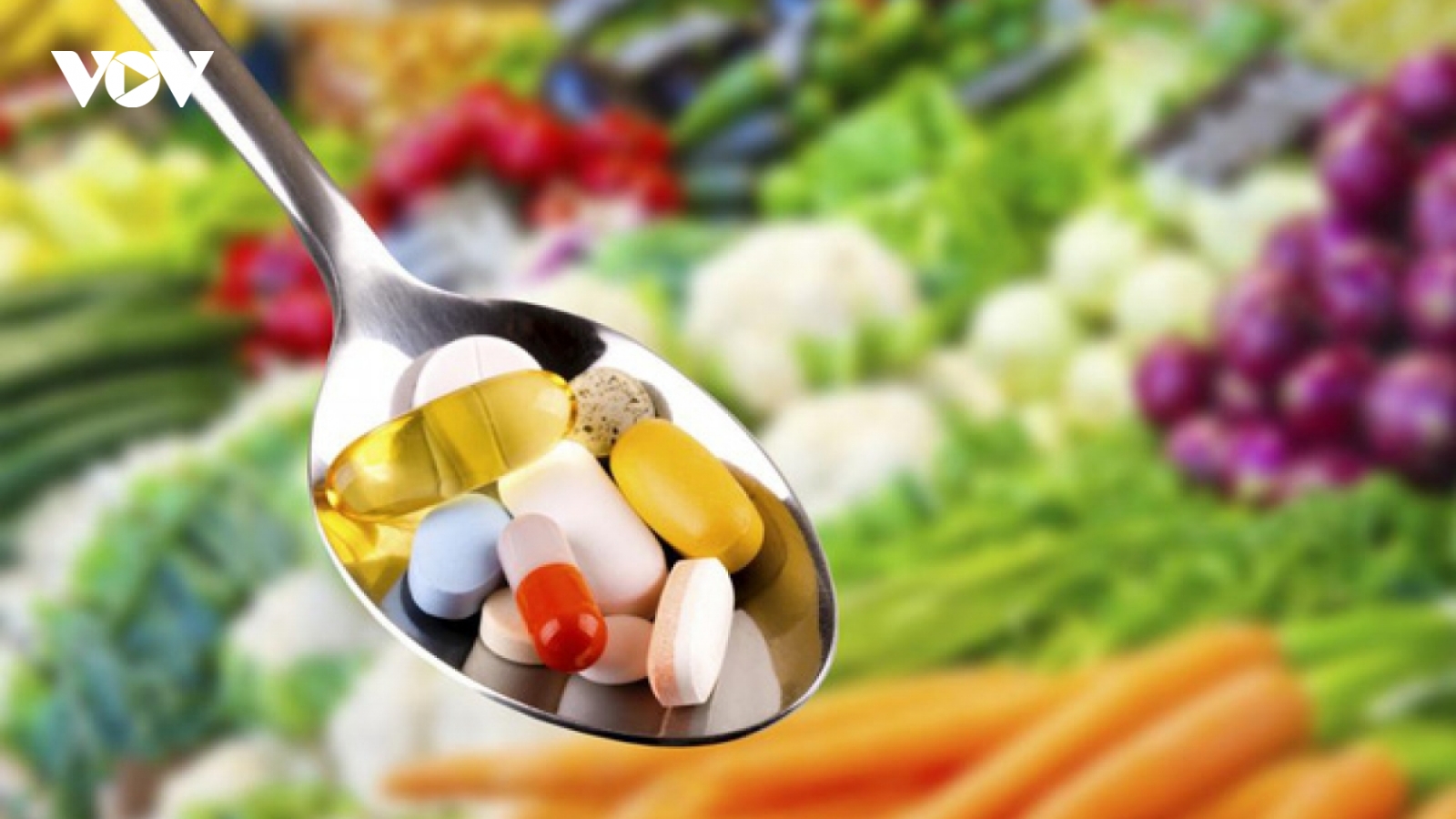 Không nên bổ sung vitamin để phòng bệnh tim mạch và ung thư