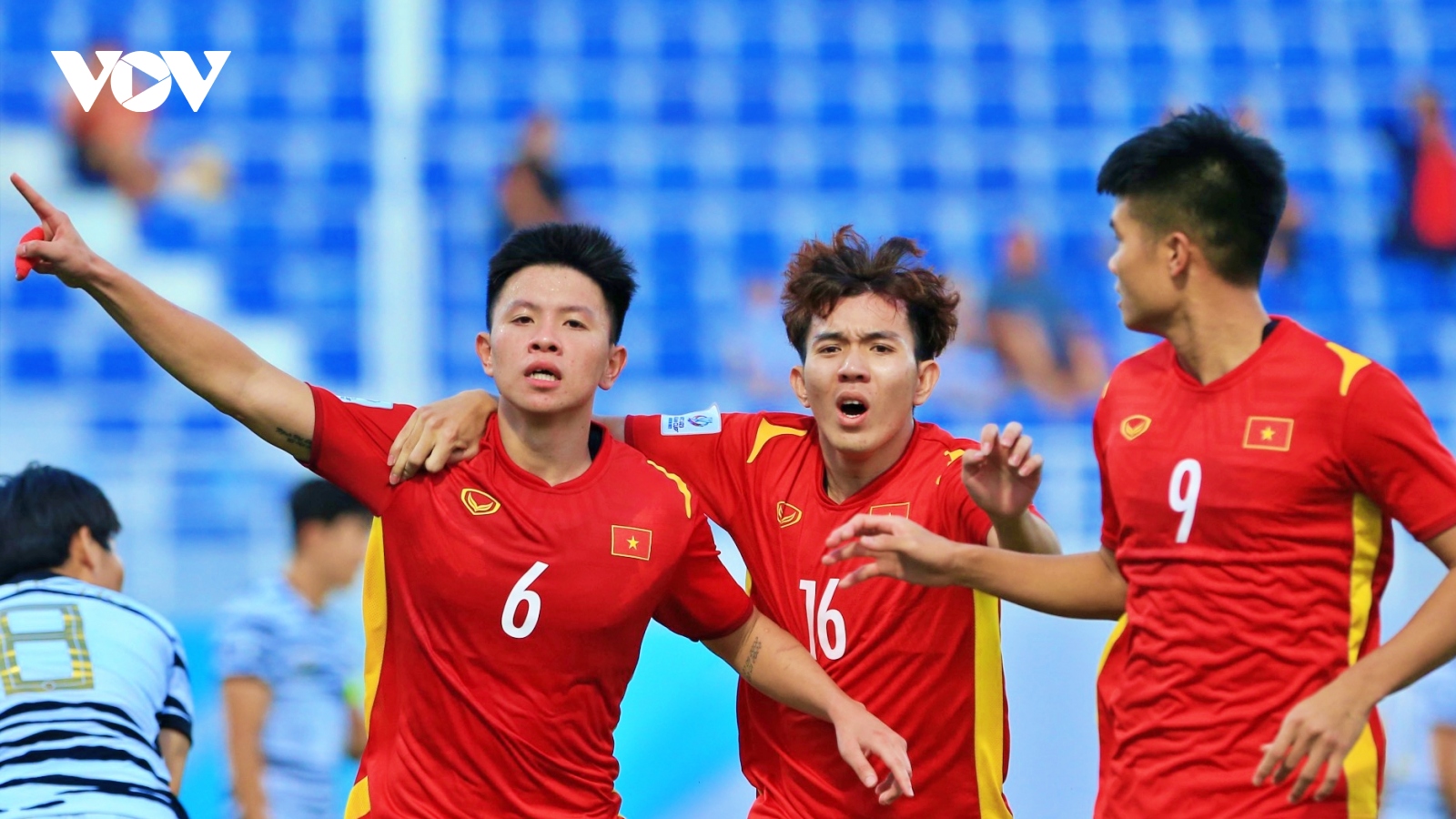 Báo Trung Quốc hết lời khen ngợi U23 Việt Nam và lo cho bóng đá nước nhà