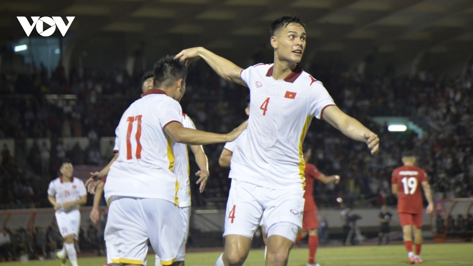 ĐT Việt Nam tụt 1 bậc trên BXH FIFA mới nhất