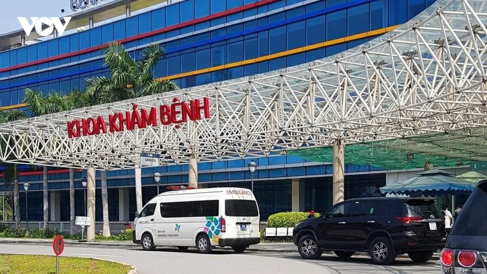 Bệnh viện Nhi đồng TP.HCM thông tin về vụ bé điều trị nội trú rơi từ tầng 5