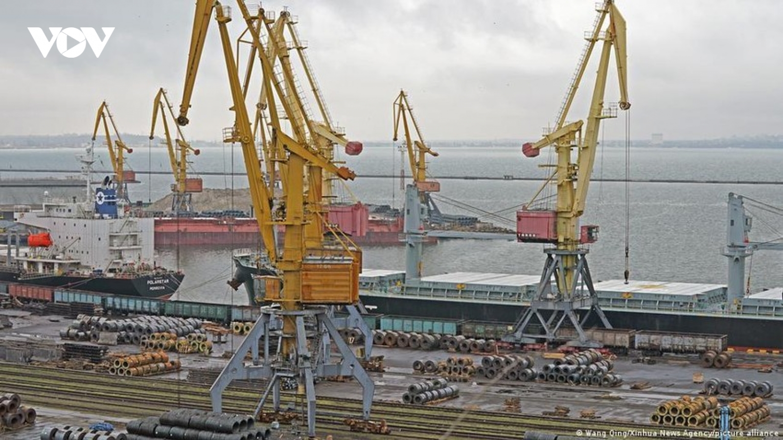 Nga và Ukraine tranh giành ác liệt quyền kiểm soát các cảng chiến lược