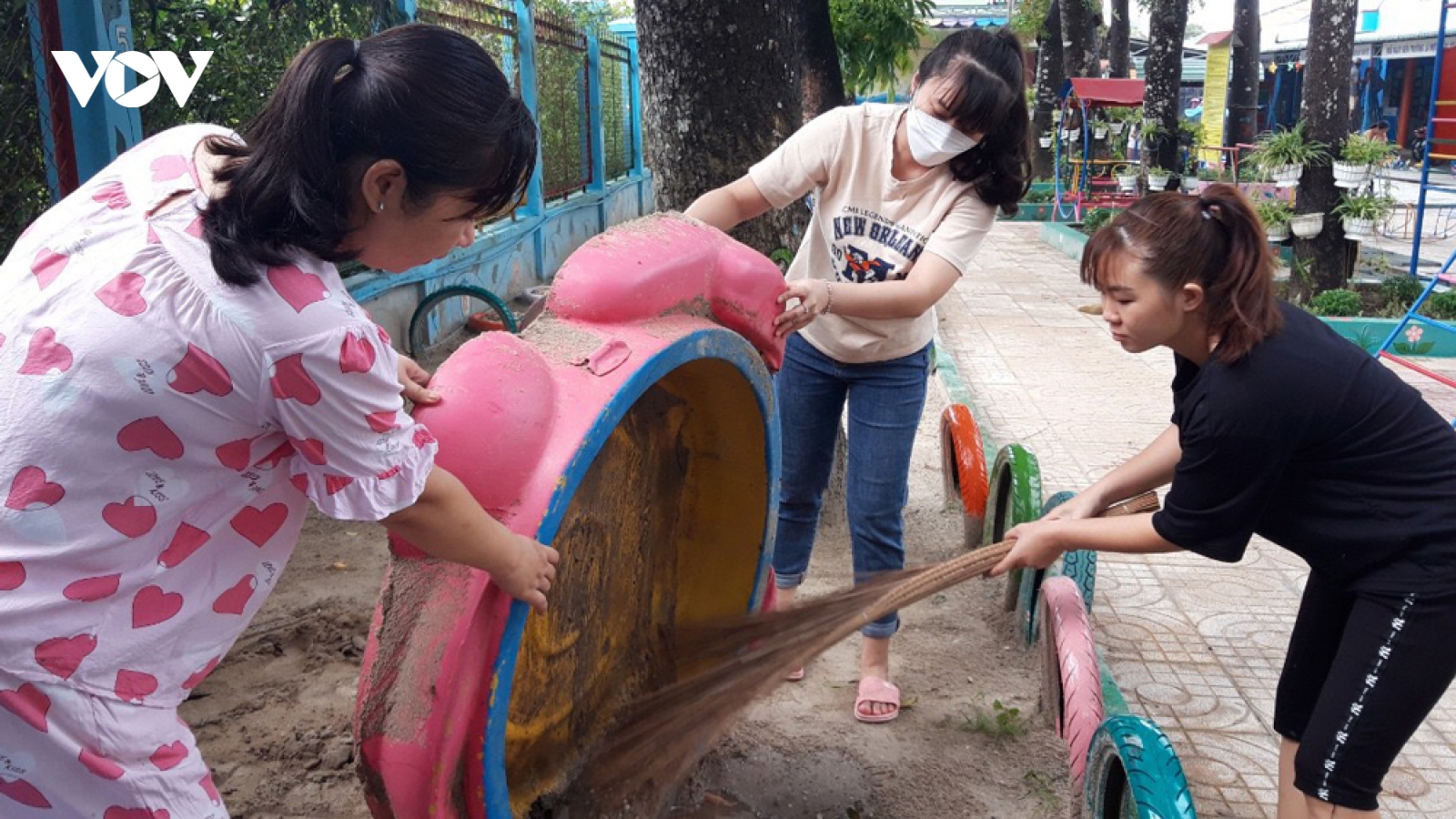 Bình Dương có 9 ca tử vong do sốt xuất huyết và tay chân miệng