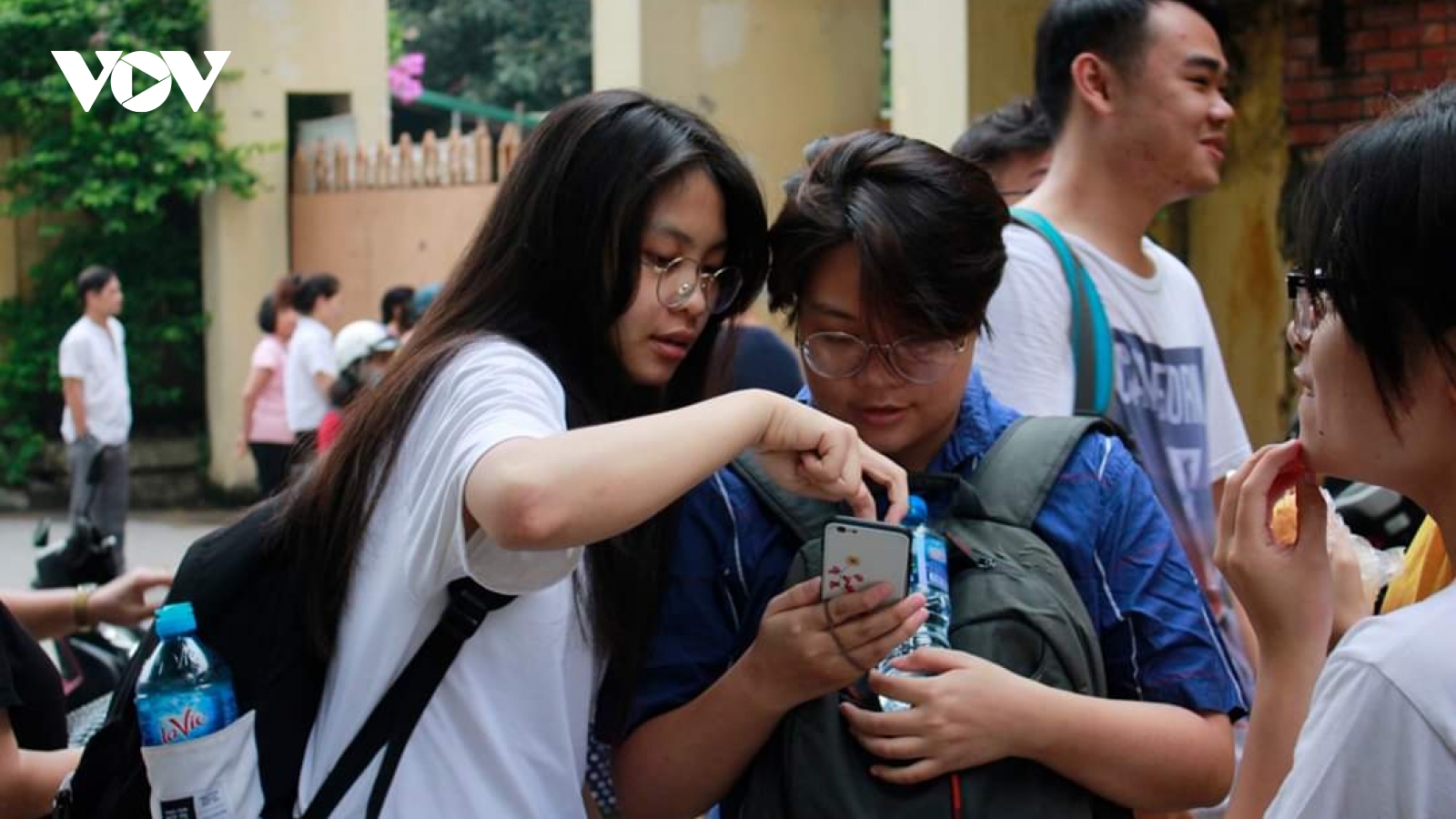 Thi vào 10 tại Hà Nội: Giáo viên bật mí bí quyết đạt điểm cao các môn thi