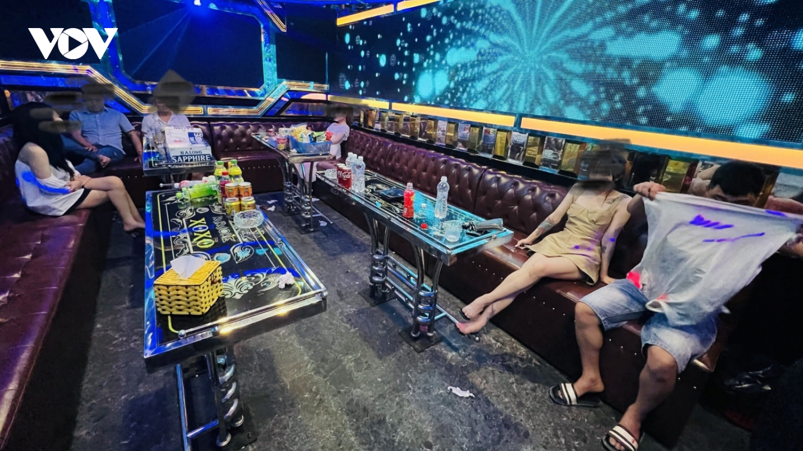Phát hiện hơn 30 người sử dụng ma túy trong quán karaoke